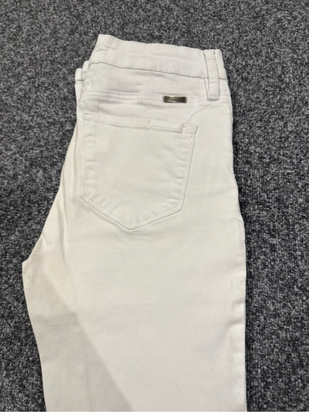 Kenar White Skinny Jeans - Sleek Five-Pocket Design
